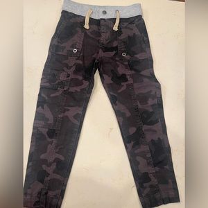 Camo boys pants DL1961 size 4